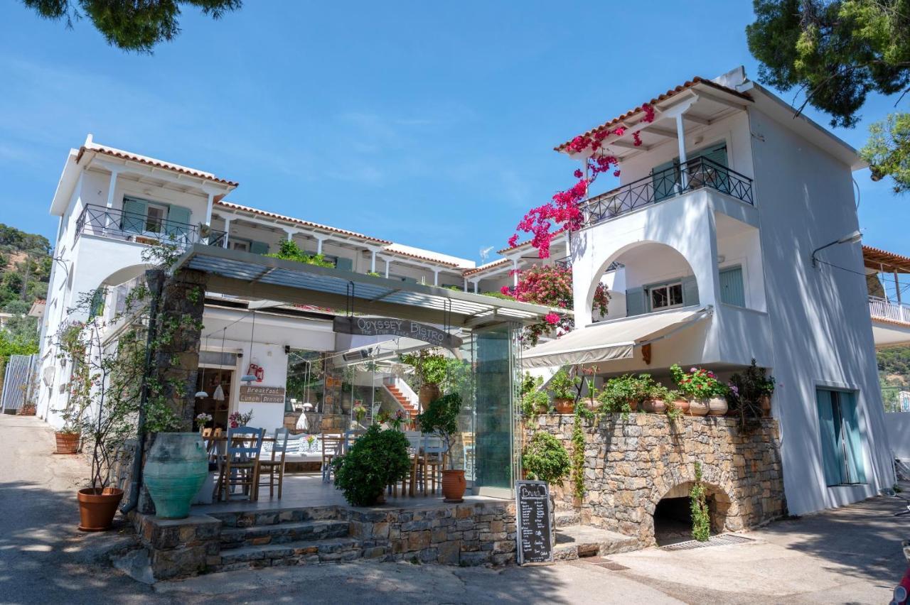 Odyssey Suites Poros Town Екстер'єр фото