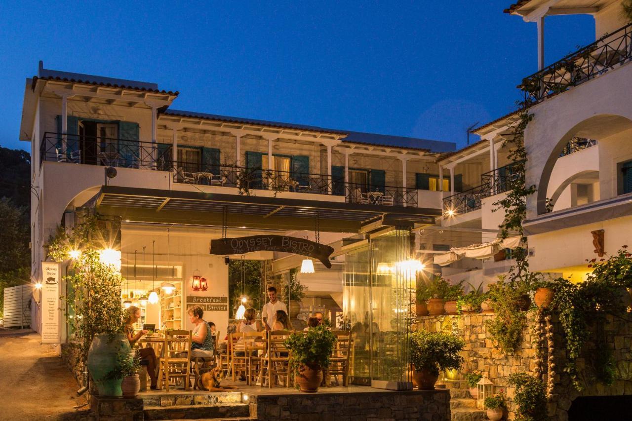 Odyssey Suites Poros Town Екстер'єр фото