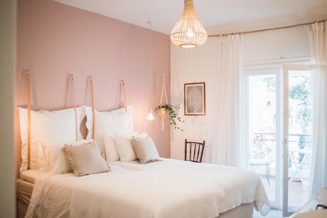 Odyssey Suites Poros Town Екстер'єр фото
